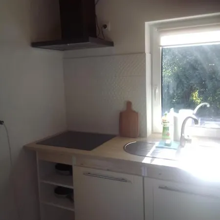 Jana בית נופש מארנגובו